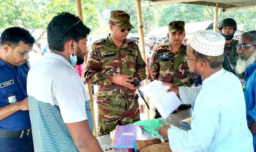 কুড়িগ্রামকে অপরাধমুক্ত করে শান্তি-শৃঙ্খলা  ফিরিয়ে  আনতে সেনাবাহিনীর টহল জোরদার
